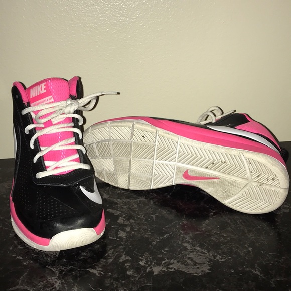 SALE ❗️ Hot pink & black Nike’s - MAKE OFFER - Picture 5 of 5